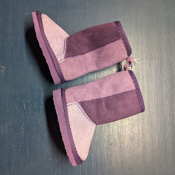 Toddler Sz 2 Purple Suede Boots - Picture 1 of 4